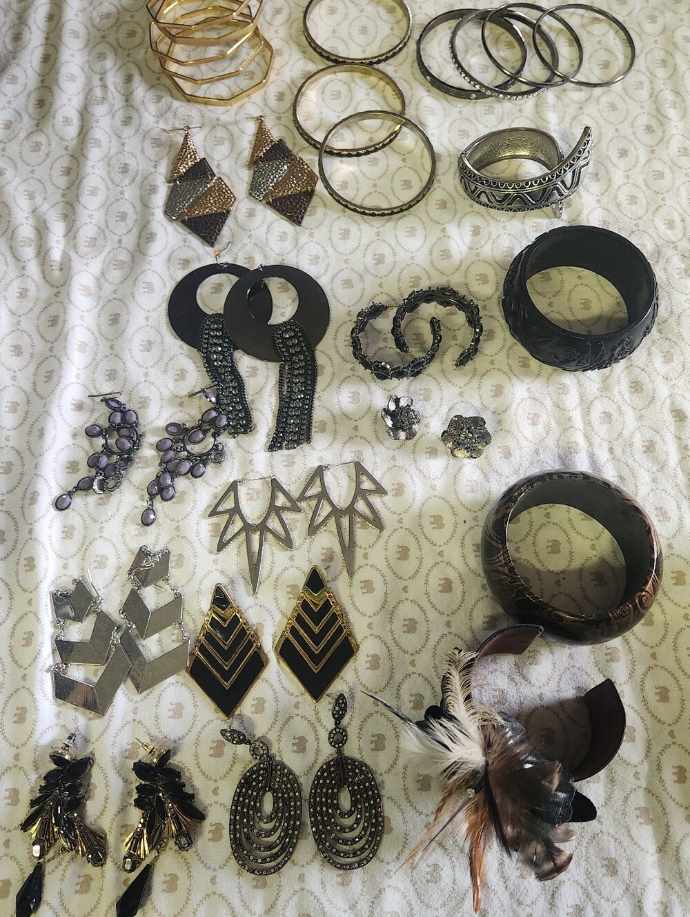 Womens Jewerly Earings And Bracelets